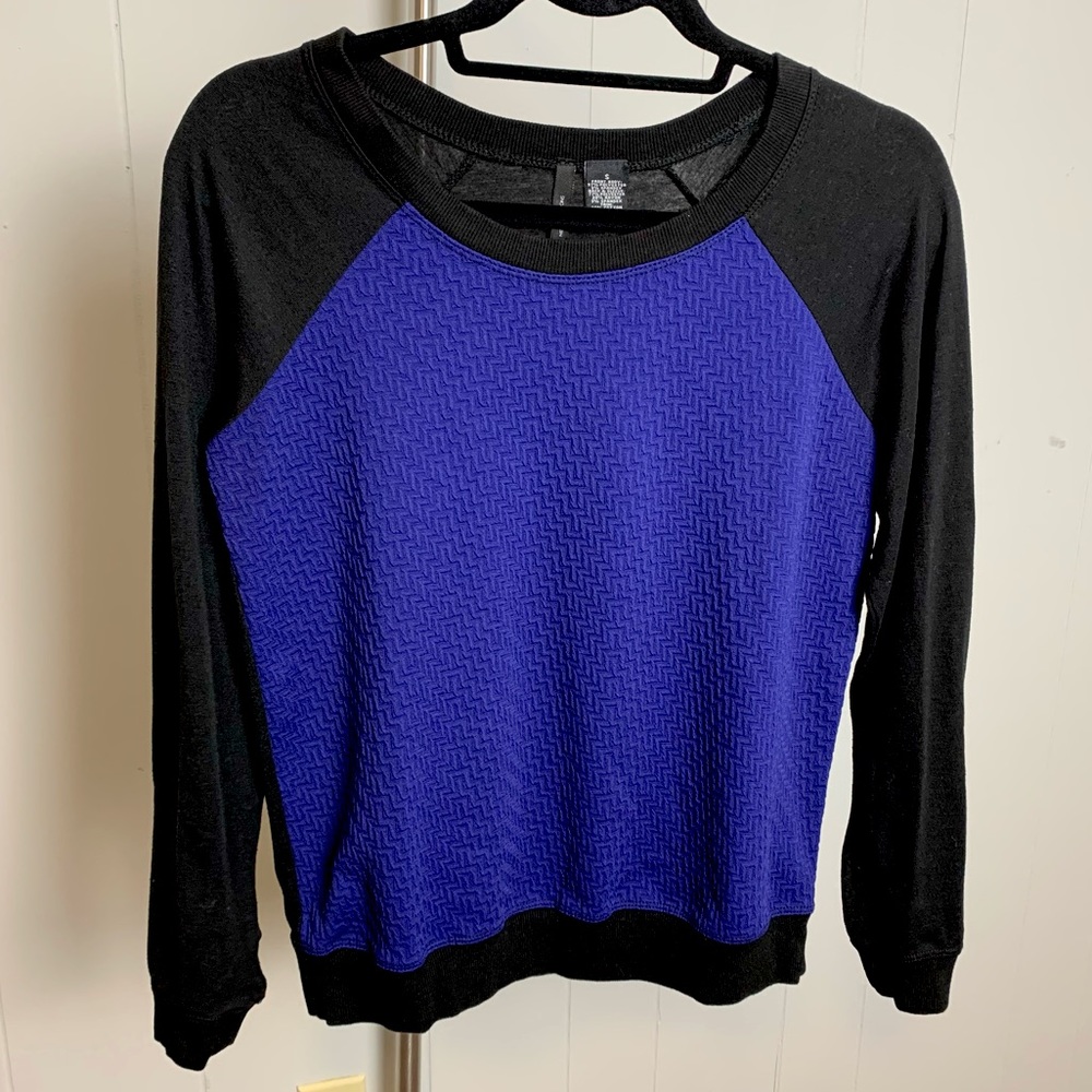 ND long sleeve top